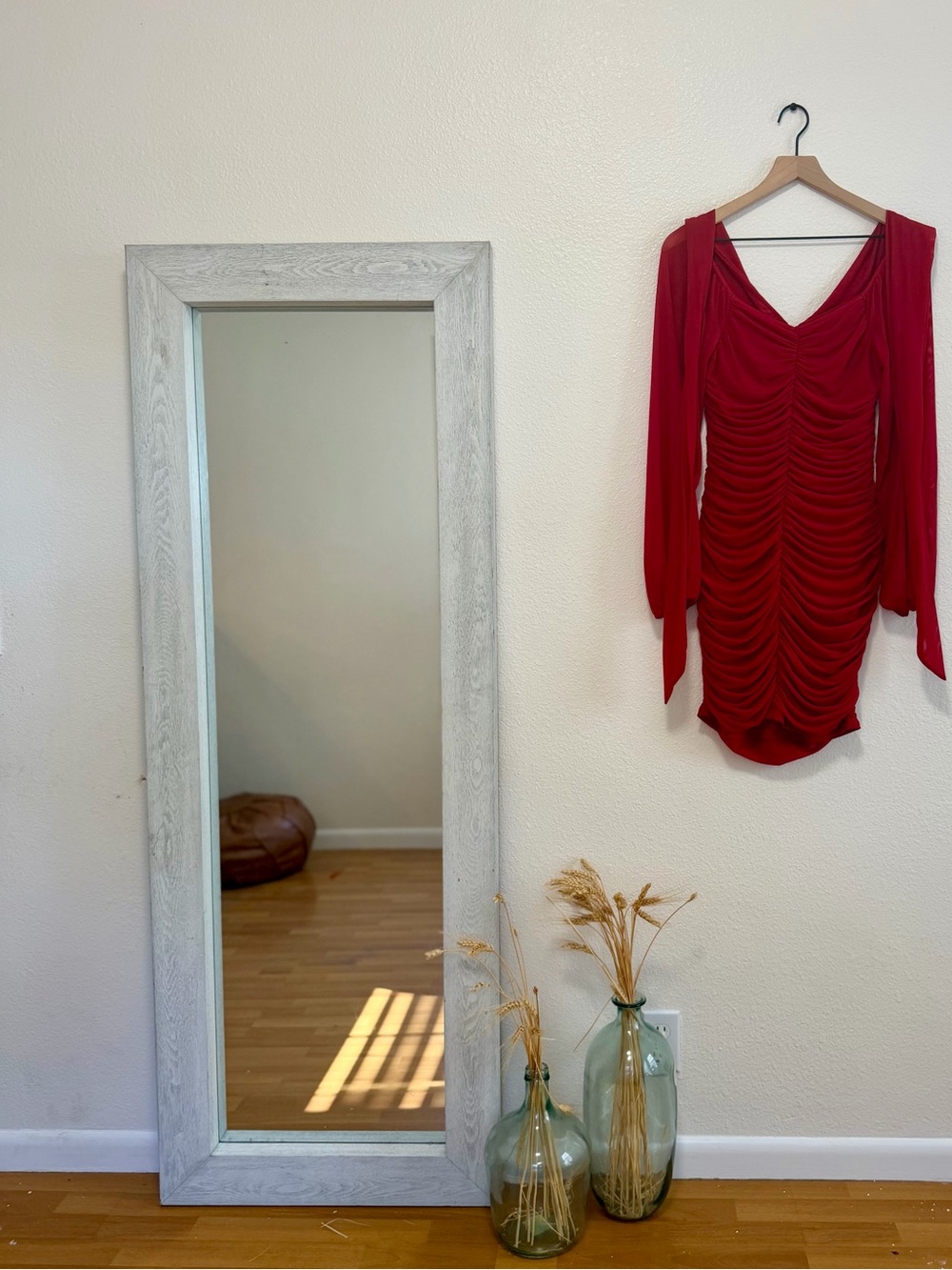 ❤️ SHEIN Ruched Mini Dress ❤️ - Picture 4 of 5